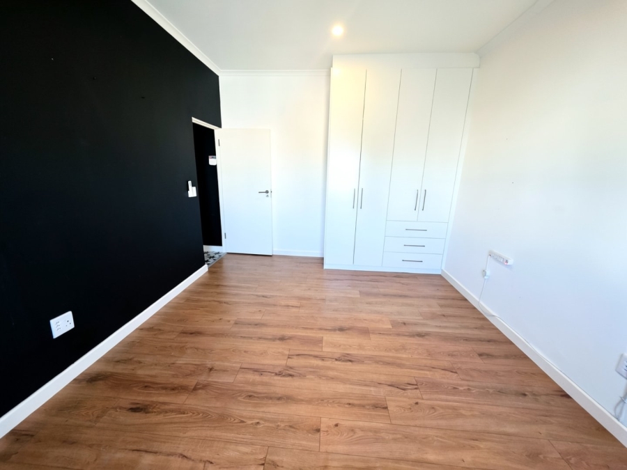 To Let 3 Bedroom Property for Rent in Sandown Western Cape